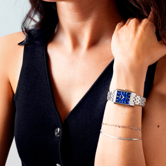 Montre femme Lotus 2Gether 19008/3 – cadran bleu bracelet acier – portée