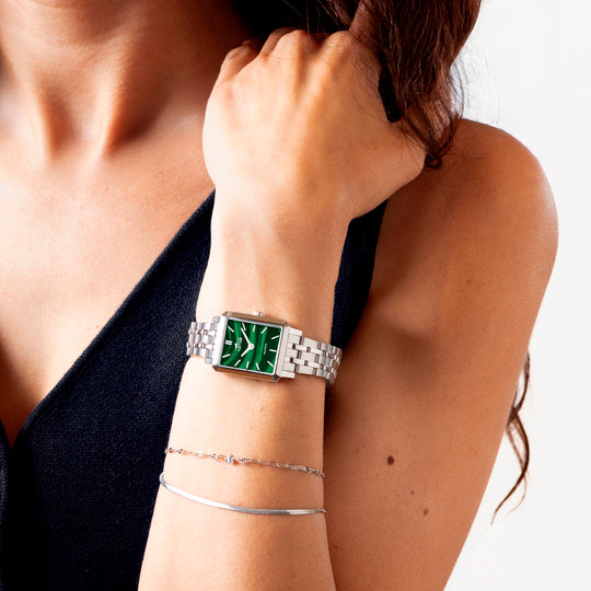 Montre femme Lotus 2Gether 19008/4 – cadran vert foncé bracelet acier – portée
