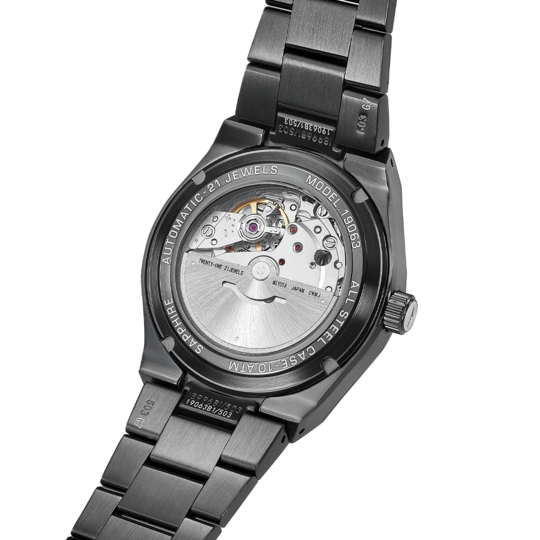 Montre homme Lotus Automatic 19063/1 – cadran noir bracelet acier – vue de trois-quarts 2
