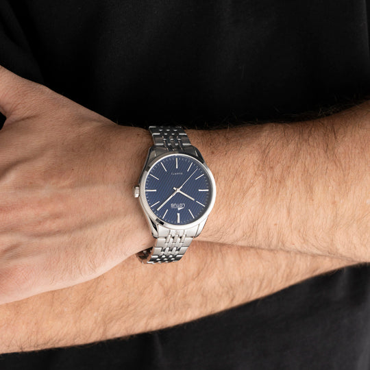 Montre homme Lotus Minimalist For Him 19064/2 – cadran bleu bracelet acier – portée