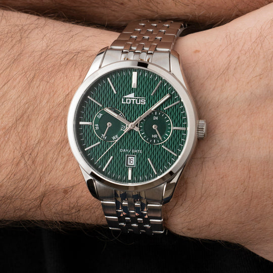 Montre homme Lotus Multifunction 19072/3 – cadran vert bracelet acier – portée