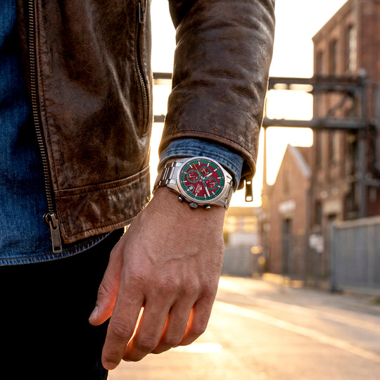 Montre homme Lotus Pulse 19084/4 – cadran rouge bracelet acier – portée