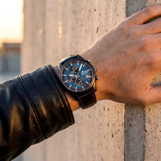 Montre homme Lotus Pulse 19089/2 – cadran bleu bracelet cuir – portée