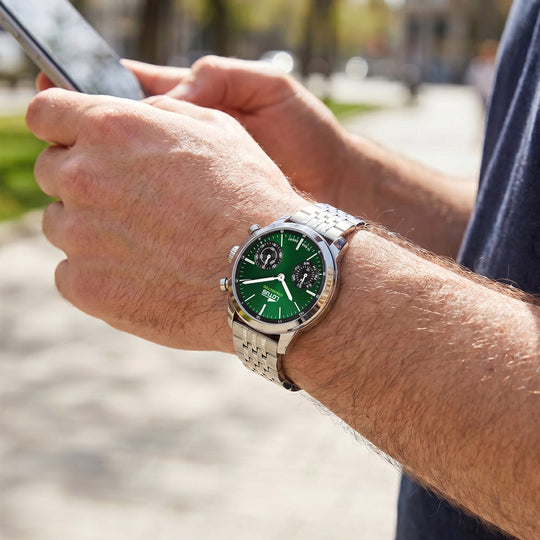Montre connectée homme Lotus Connected 19093/1 – cadran vert bracelet acier – portée