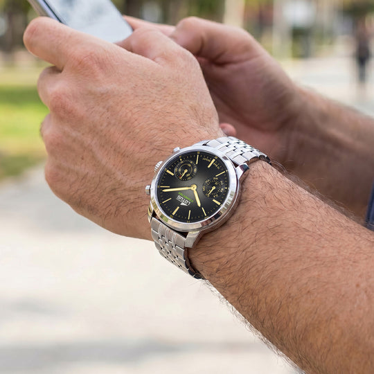 Montre connectée homme Lotus Connected 19093/2 – cadran noir bracelet acier – portée