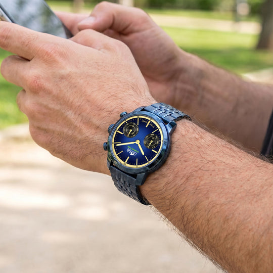 Montre connectée homme Lotus Connected 19094/2 – cadran bleu bracelet acier – portée