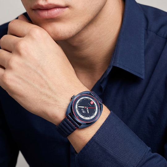 Montre homme Lotus Pulse 19097/1 – cadran bleu bracelet cuir – portée