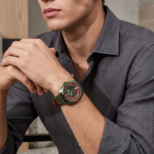 Montre homme Lotus Pulse 19098/3 – cadran vert bracelet cuir – portée