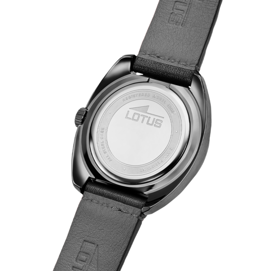 Montre homme Lotus Pulse 19099/1 – cadran noir bracelet cuir – vue de trois-quarts
