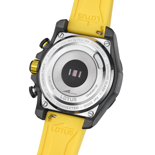 Montre connectée homme Lotus Connected 20000/8 – cadran jaune bracelet souple – vue de trois-quarts