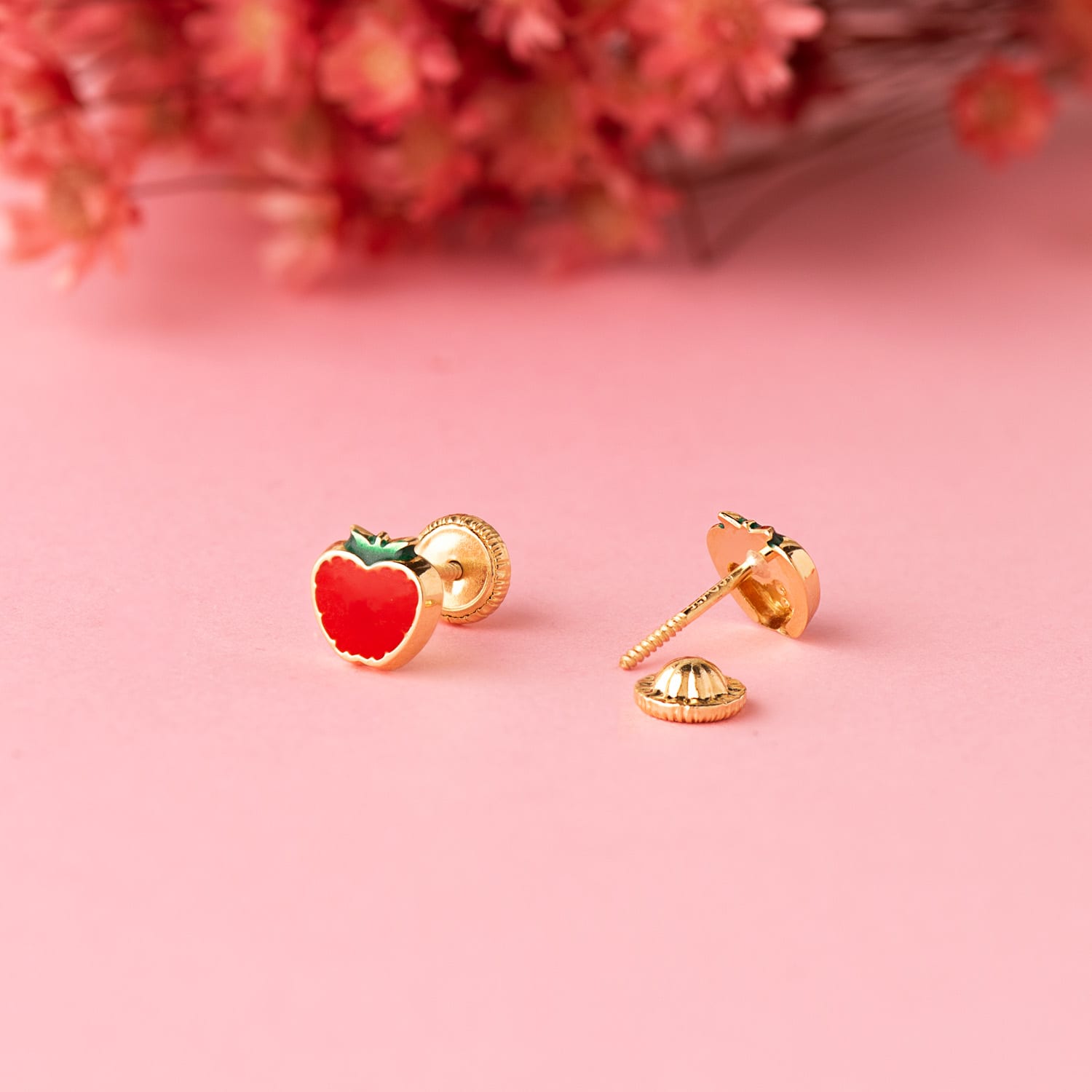 Boucles d'oreilles Or Jaune 18K Émail Rouge Pomme 6 X 6 mm Fermoir à Vis