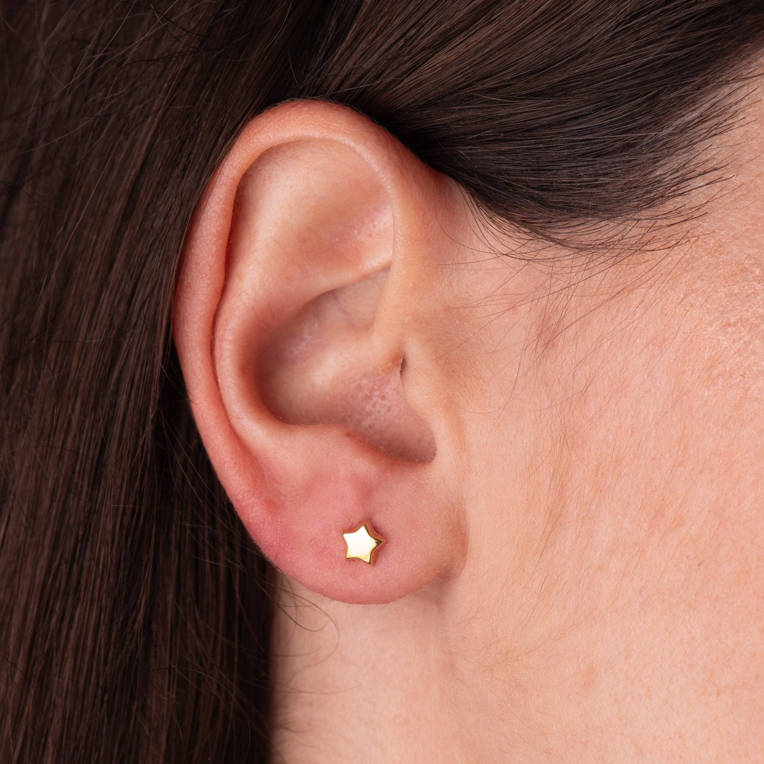 Boucles d'oreilles Or Jaune 18K Étoile Lisse 5,5 X 5,5 mm Fermoir a Vis
