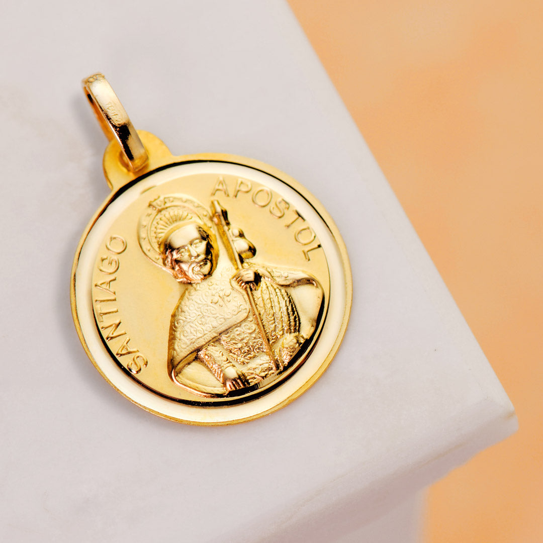 18K Yellow Gold Saint Jacques Medal 18 mm