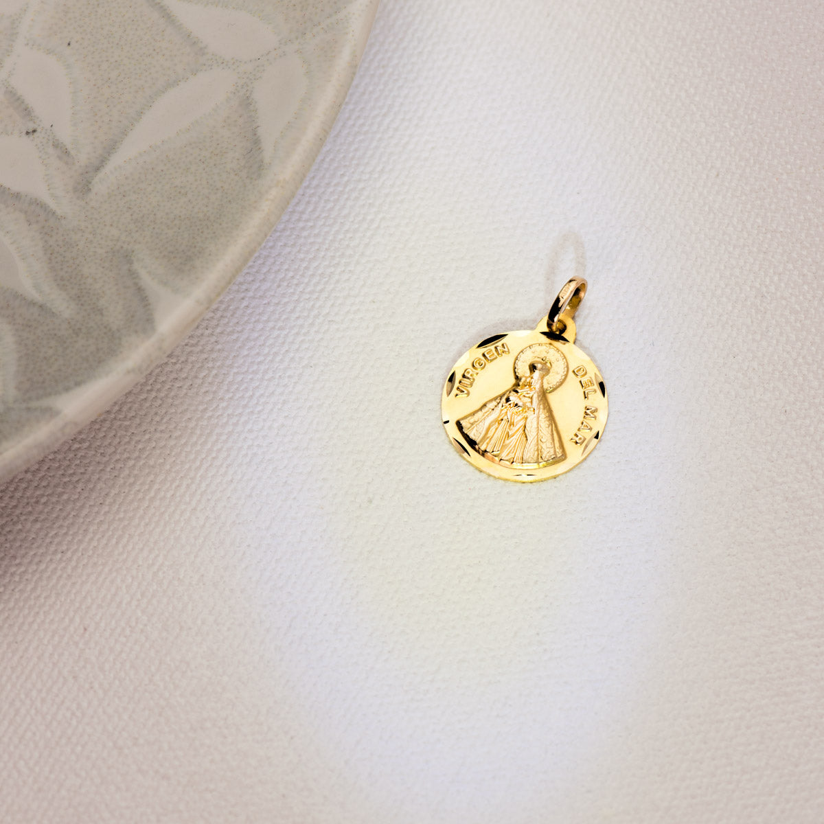 18K Gul Guld Medal Virgin 18 mm