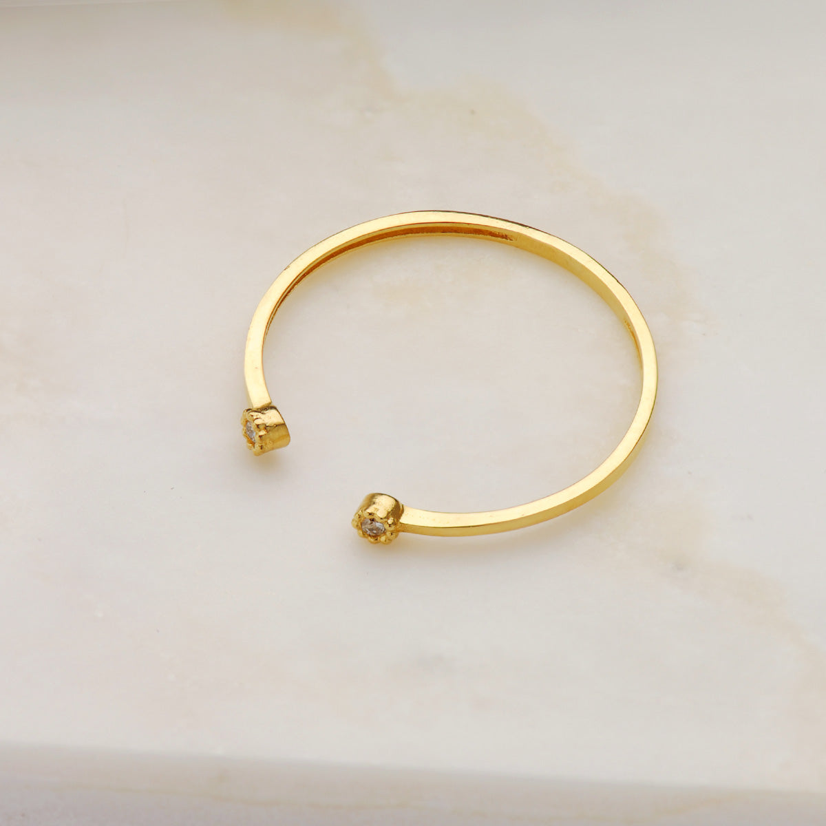 Ring i 18K gult guld diamanter 0,0160 Cts VS2-G Kropp 1,10 mm