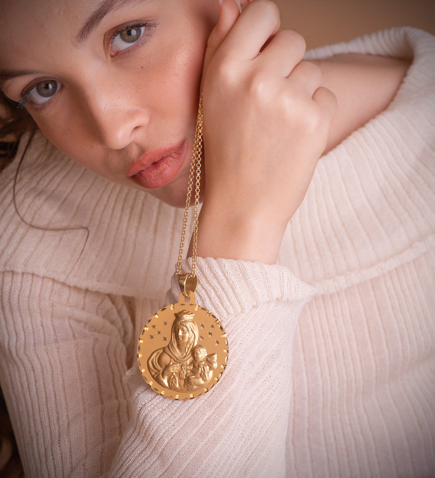 Medaile Virgin Del Carmen 18K DIAMANT 42 mm