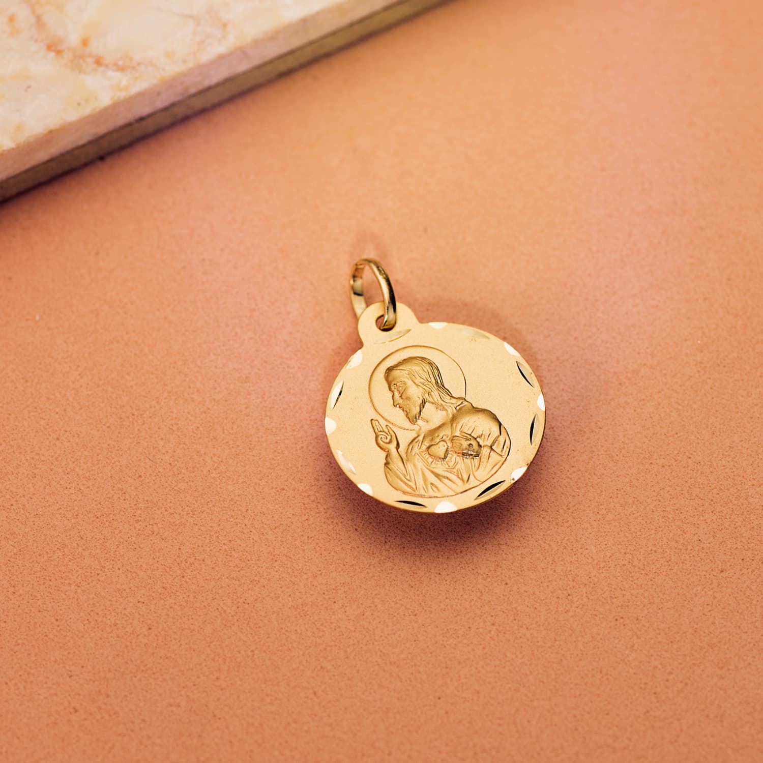 18K Jesu hellige hjerte-medalje 18MM