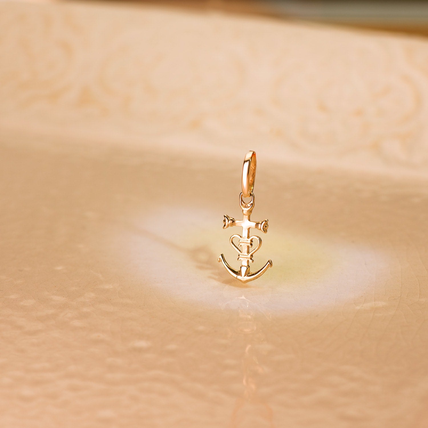 Pendentif Croix de Camargue Or Jaune 18K 16 X 10 mm