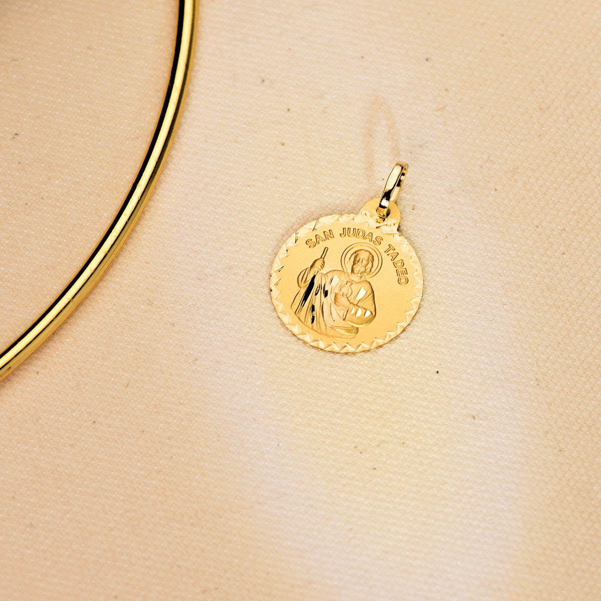 Médaille en Or Jaune 18K Saint Jude Thaddeus Coupe Transversale Taille : 20 mm