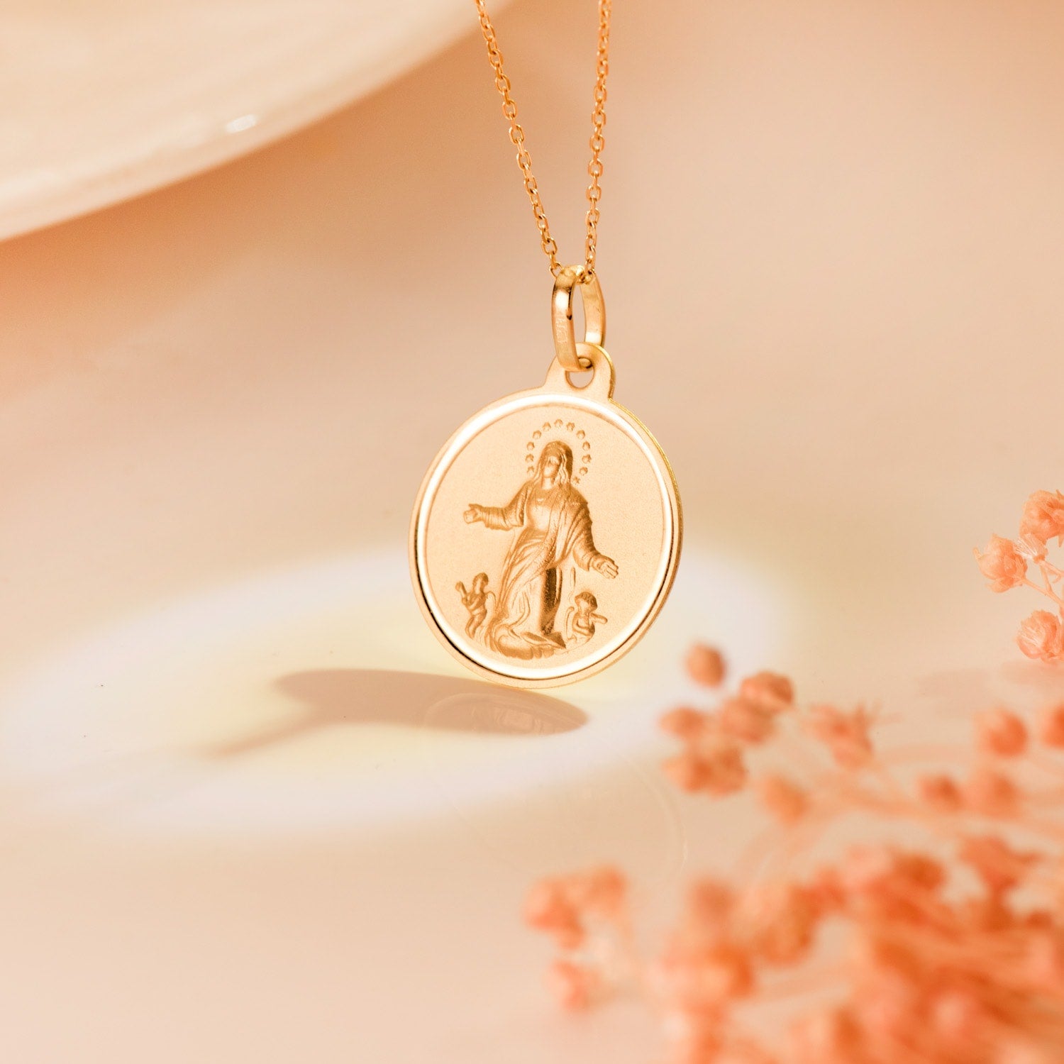 Médaille Or Jaune 18K Vierge de Lassomption Lunette 18 mm